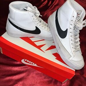 Nike Blazer Mid ‘77 (GS)